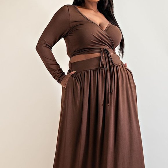 Long Sleeve Wrap Top and Maxi Skirt 2-PC Set - Picture 3 of 6